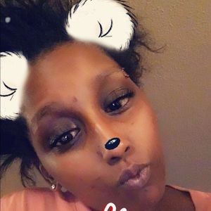 Meet your Posher, Taneisha